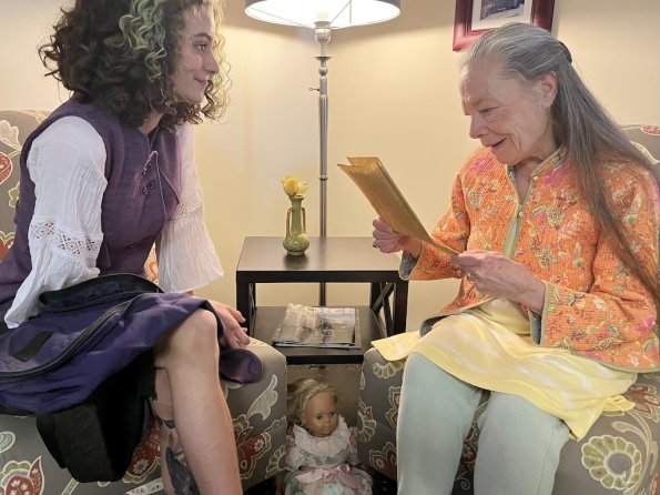RoguePack_WhosWho_MarshallWelch_VegaSimone_CynthisSchwell_mitsy reading 